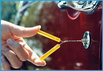 Skokie Locksmith Store Skokie, IL 847-462-7232 - 7a-broken-key-extraction